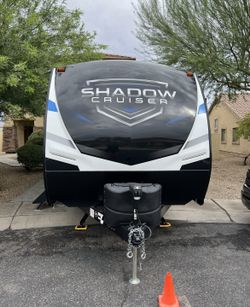 2021 Cruiser Shadow Cruiser 240BHS