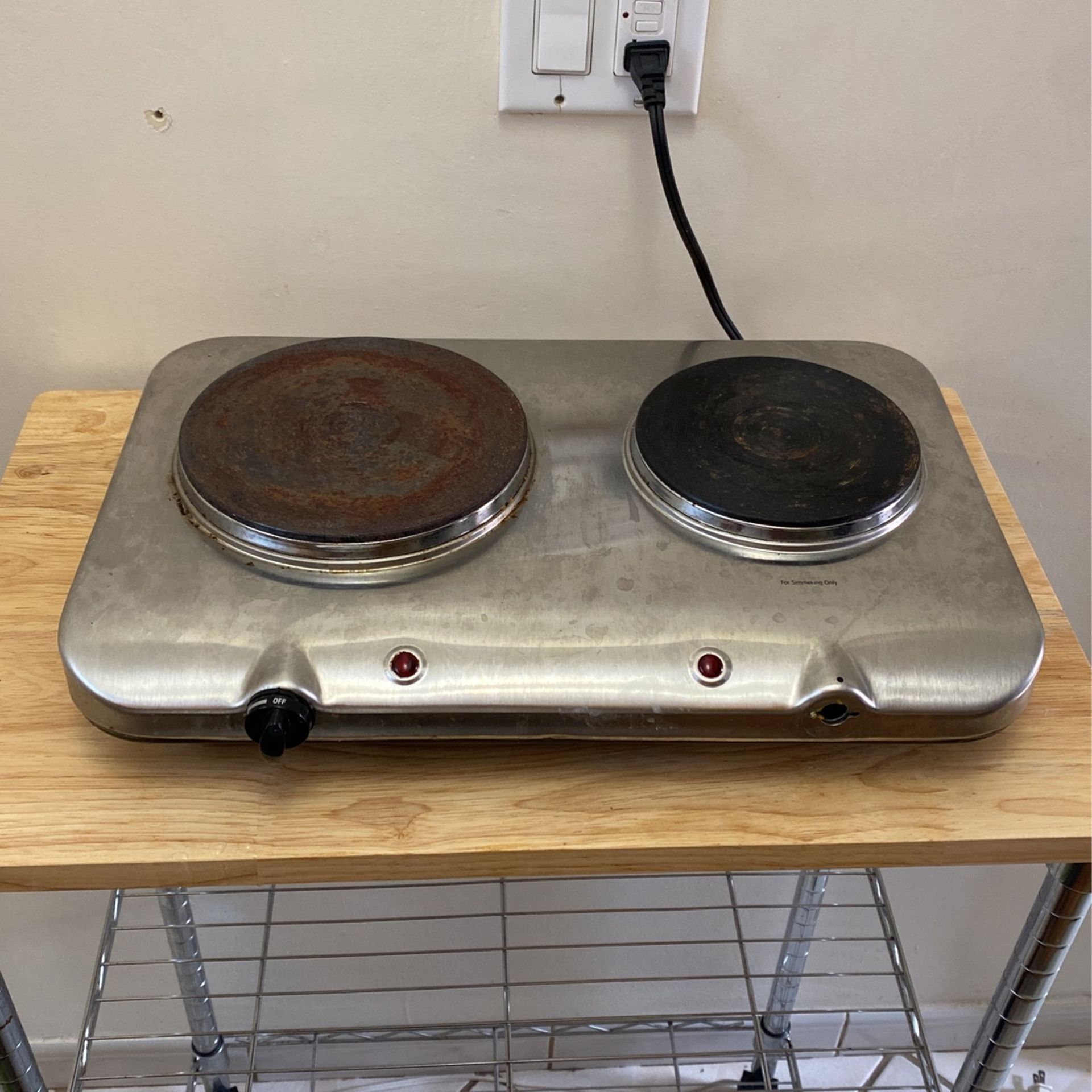 Oster Table stove a sunbeam products model CKSTBUDS00