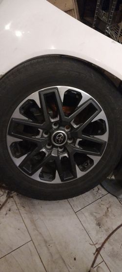 20 inch Toyota Tundra wheels and tires