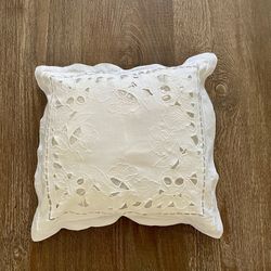 White Floral Lace Pillow 15/16 inches
