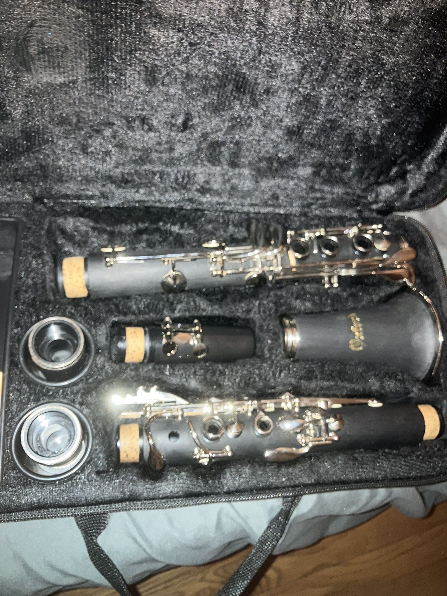 Oxford Clarinet Paid 550$ Barely Used It