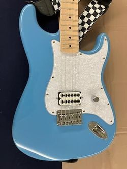 Squier Sonic Stratocaster - Tom DeLonge Tribute (Seymour Duncan Invader)