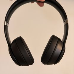 Beats Solo 4 Headphones