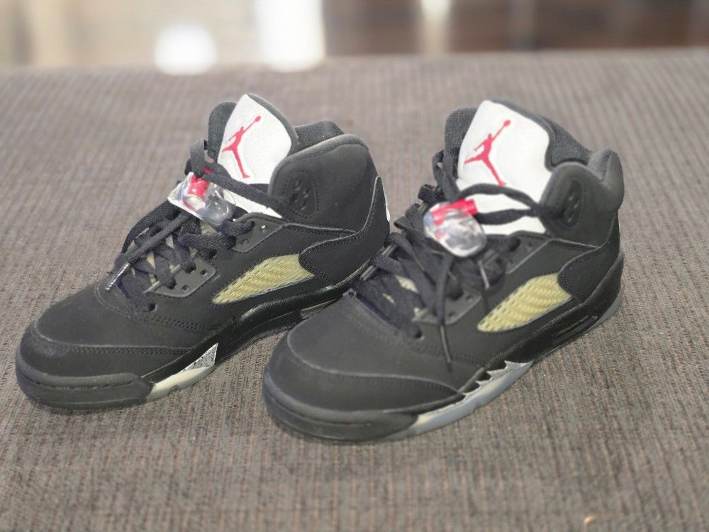 Air Jordan "Black Metallic Reimagined" Retro 5's 4.5Y