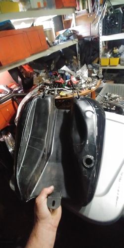 More Harley Davidson gas tanks