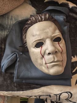 Michael myers costume( yes it's available)