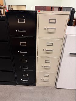 4 Drawer File Cabinet / Filing Cabinets