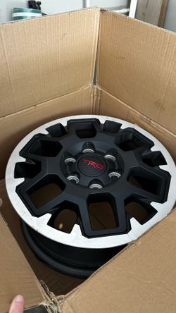 4th Gen Toyota Tacoma TRD Wheels 17” (4)