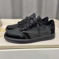 Jordan 1 Low OG Black Phantom 