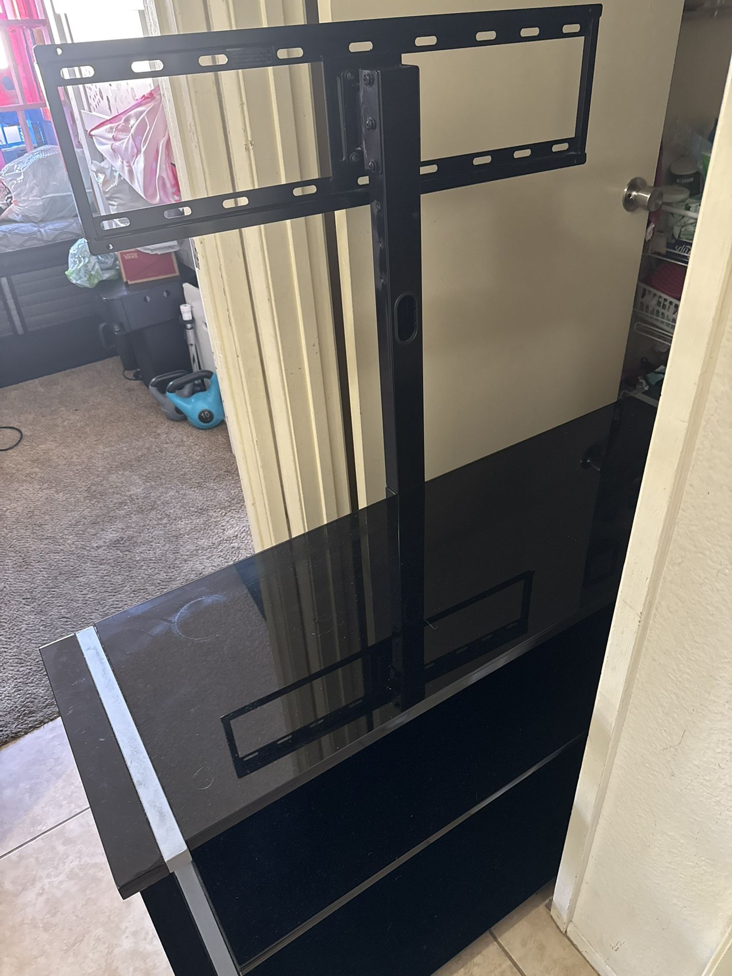 Free TV Stand