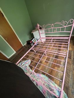 Bed and mattress