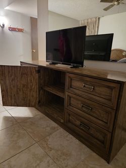Complete 5 Piece Bedroom Furniture Set