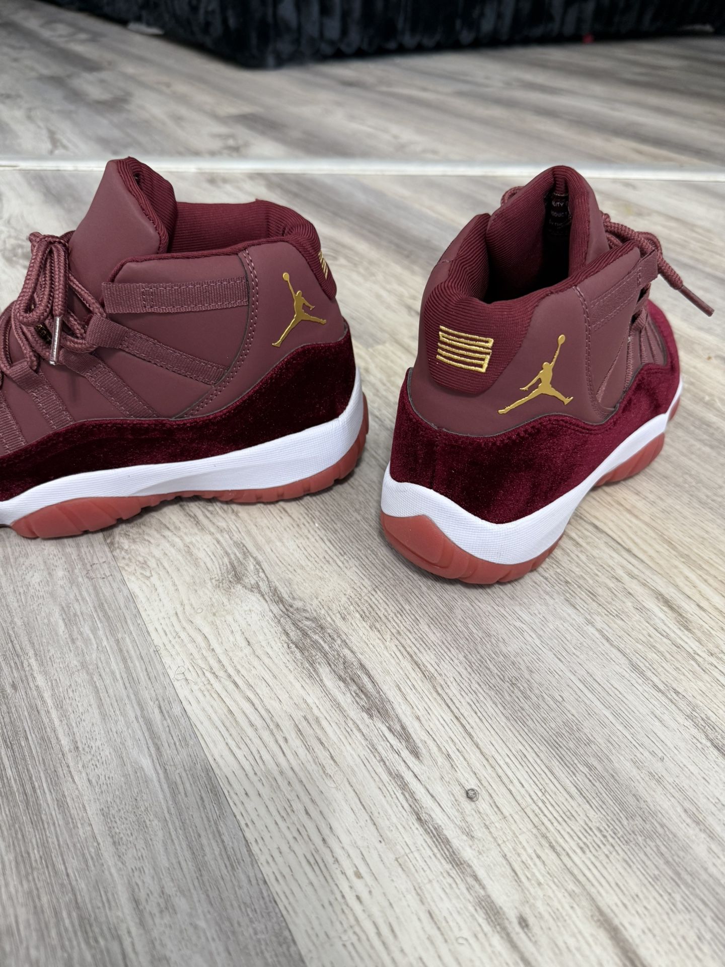 Jordan 11 Velvet Hieress