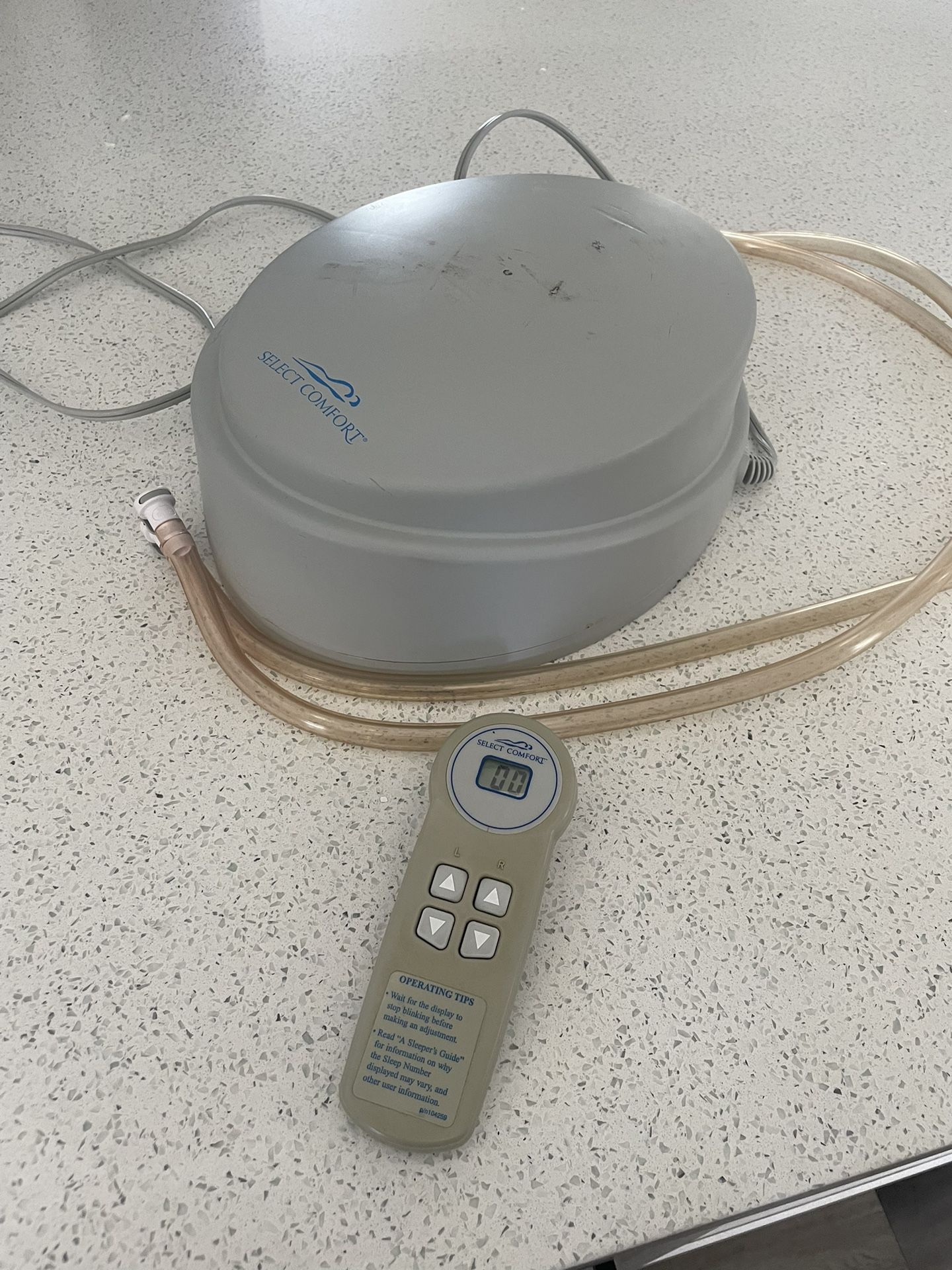 Working Pre Owned Select Comfort Sleep Number Air Bed Pump UFCS3-2 with Remote