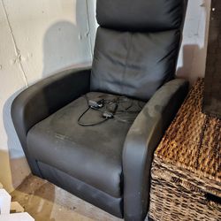 Black Fake Leather recliner With Massage