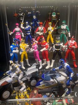 Power Rangers Lightning Collection