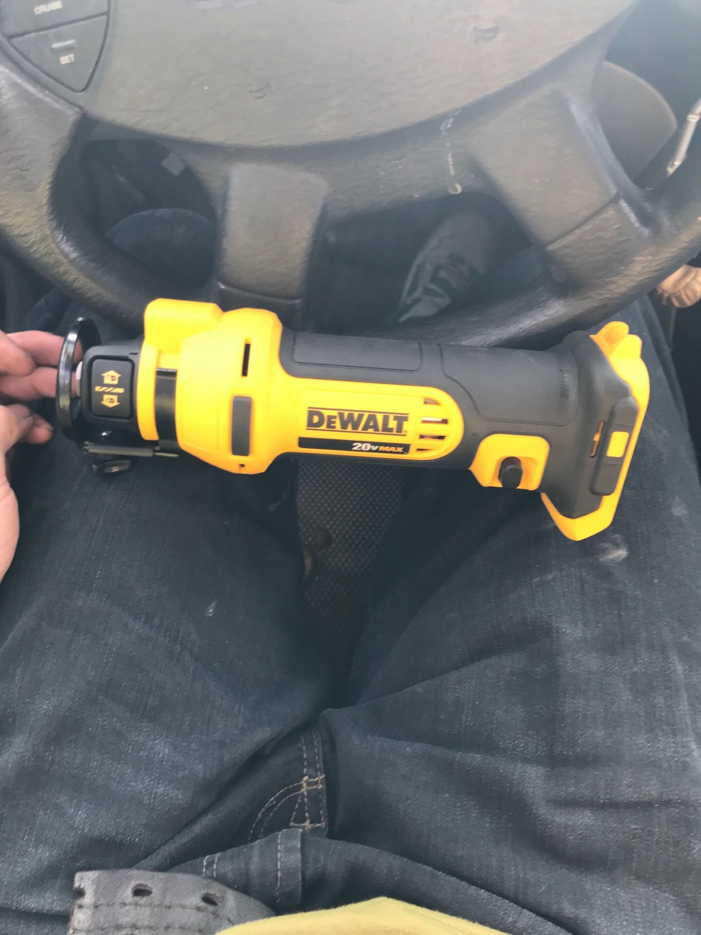 Brand new DeWalt cutout tool