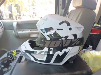 FOX DIRT BIKE HELMET BLACK/WHITE