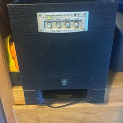 YAMAHA POWERED SUBWOOFER 