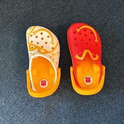 McDonalds Happy Meal Crocs Keychains 