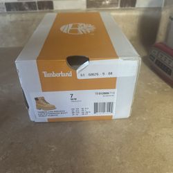 New Kids Timberland Boots Size 7