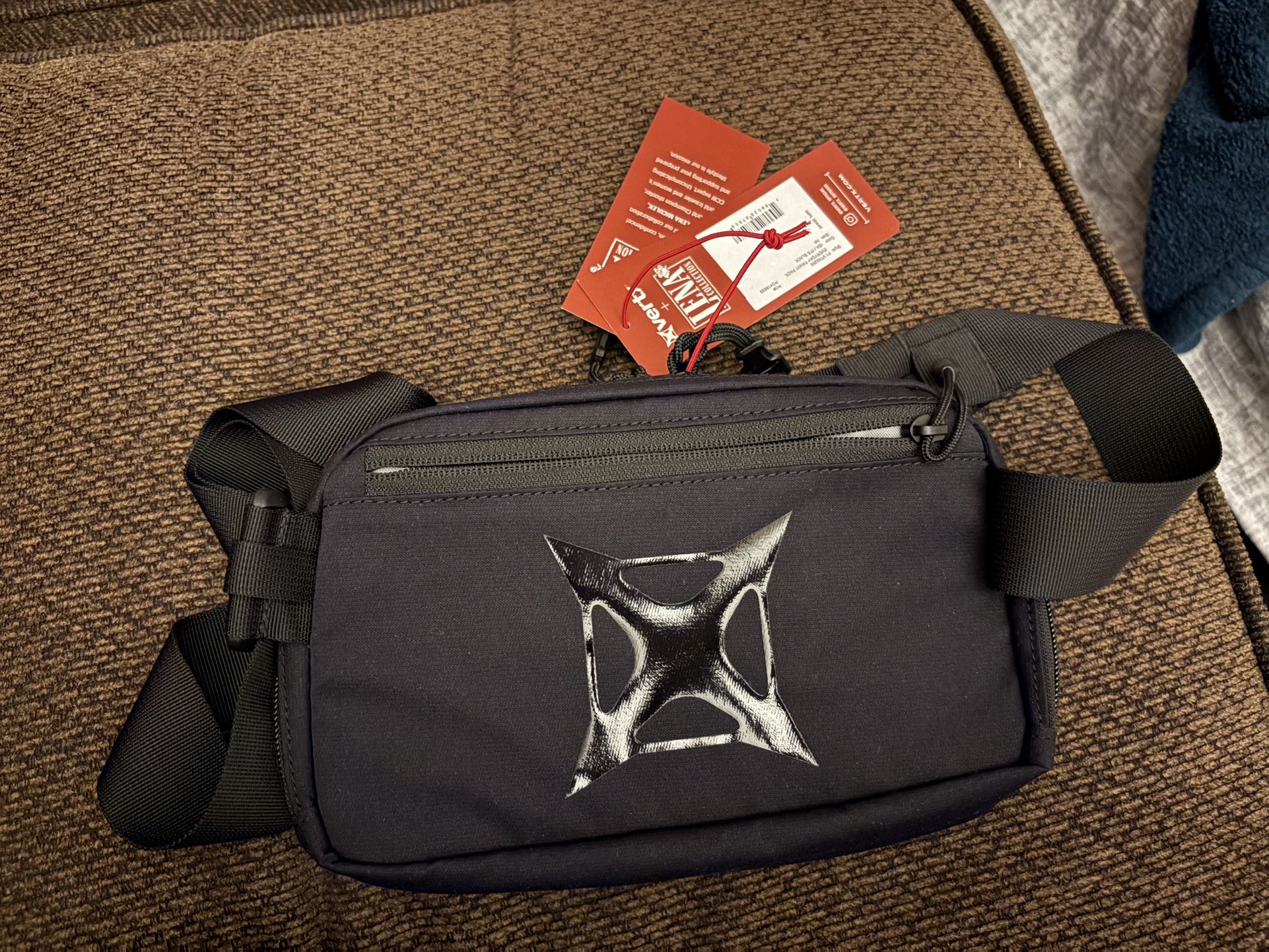 Vertx Everyday Fanny Pack