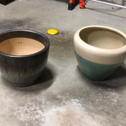 2 Ceramic Planters