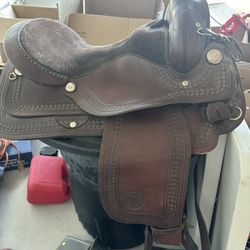 Circle Y Saddle 
