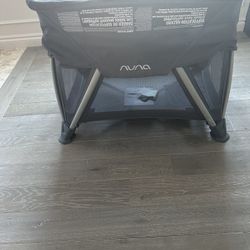 Nuna Playpen 
