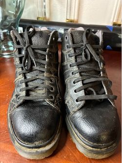 Dr Martens Boots Mens 9 Black Harrisland Combat Platforms Womens 10