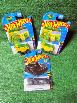 Hot wheels ninja 🐢 & 🦇man bundle $13