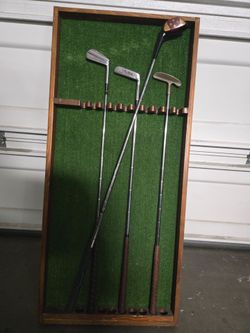 Golf Club Display Case with 4 Clubs