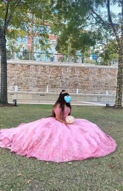 Beautiful pink quinceañera dress 💗✨ size M and L
