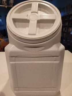 Pet Food Storage Container