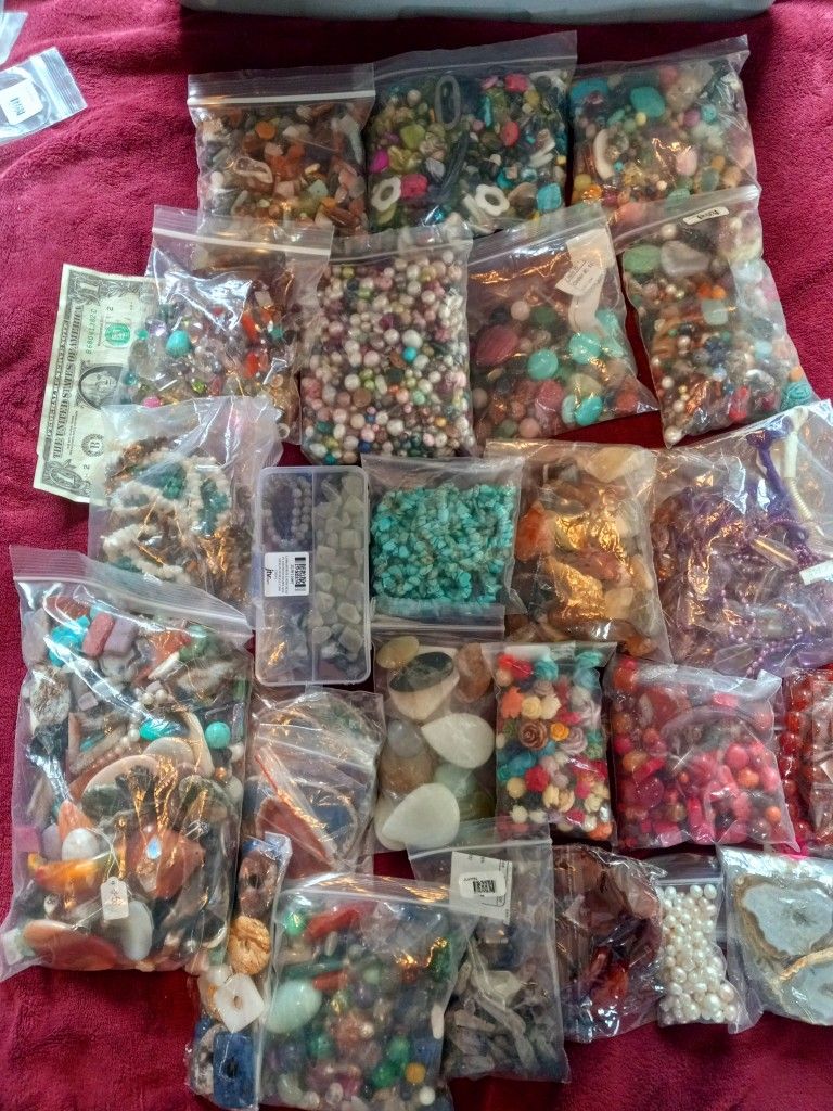 All For $600!! Jewelry TV Gemstone And Jewelry Making Lot