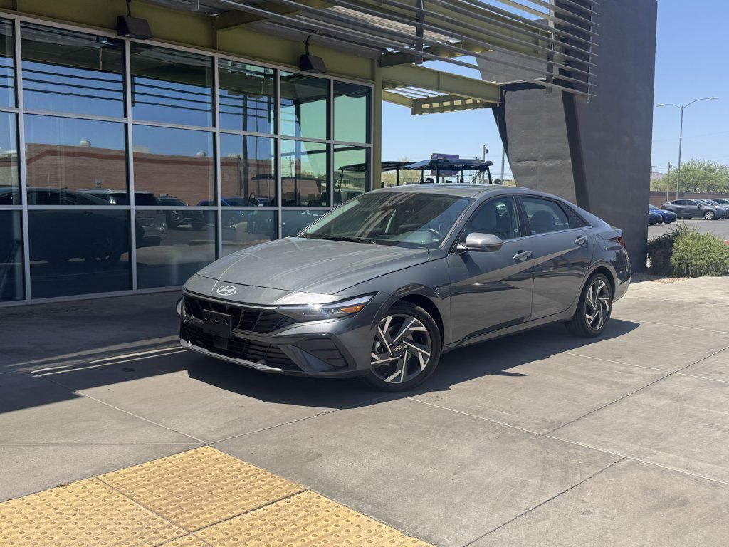 2024 Hyundai Elantra Hybrid