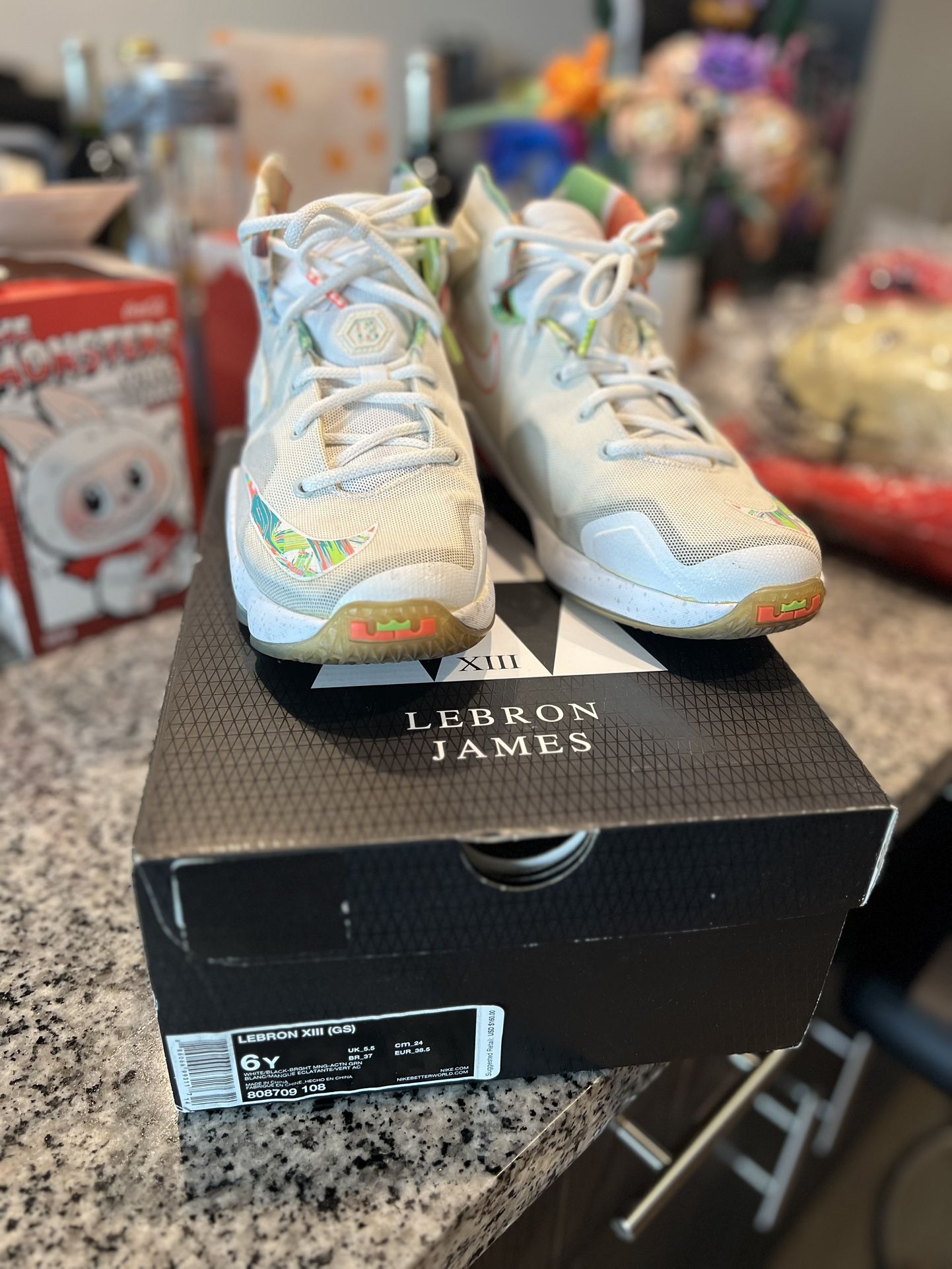 Nike x LEBRON James XIII size 7.5 $55 <like New>
