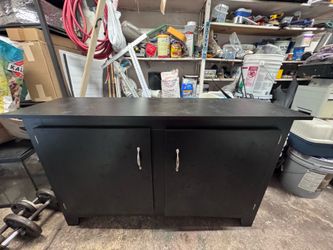 Stand for 65 gallon aquarium and 40 gallon tank
