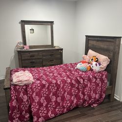 Youth Twin Bedroom Set