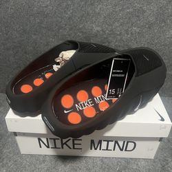 Sz 15M   Nike Mind 001  Black Hyper Crimson