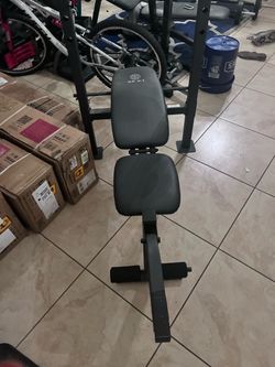 Weight bench Golds Gym XR 6.1