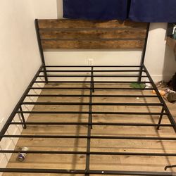 King size bed need gone ASAP