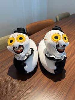 Terrifier Art the Clown Plush Slippers | NWT | L/XL