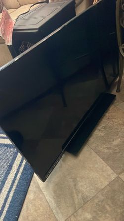 40 inch Magnavox tv