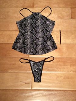 Black and purple snakeskin halter top and panty set- small
