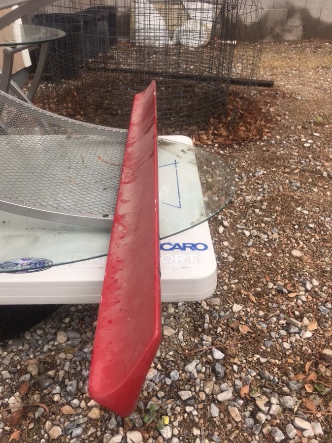 Ford ranger roush tailgate spoiler