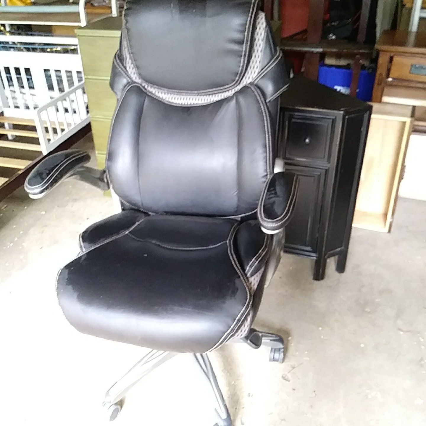 Executive Office Chair-Black