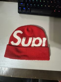 SUPREME BEANIE