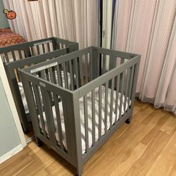Babyletto Origami Mini Crib, Grey
