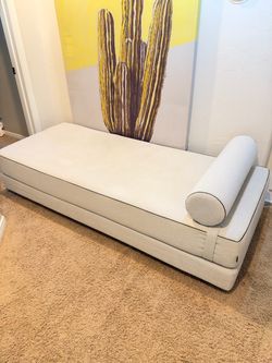 Day Bed/Sofa